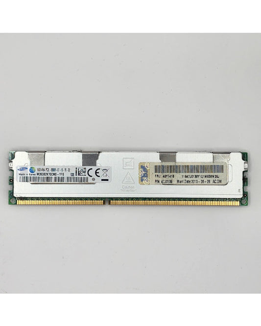 Vista frontal del módulo de memoria DDR3L Samsung de 16 GB (quad-rank x4 LRDIMM, 8500 MT/s) para servidores IBM.